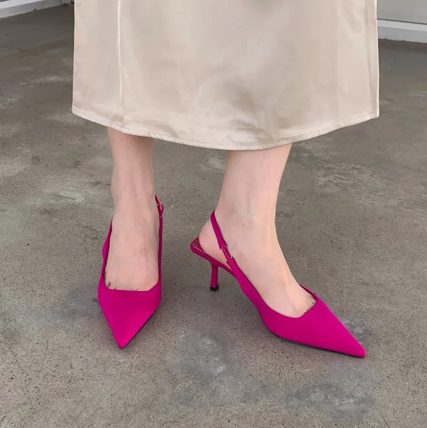 Women'S Fashion Spring 2025 - ربيع جديد 2025 وأشار غرامة كعب