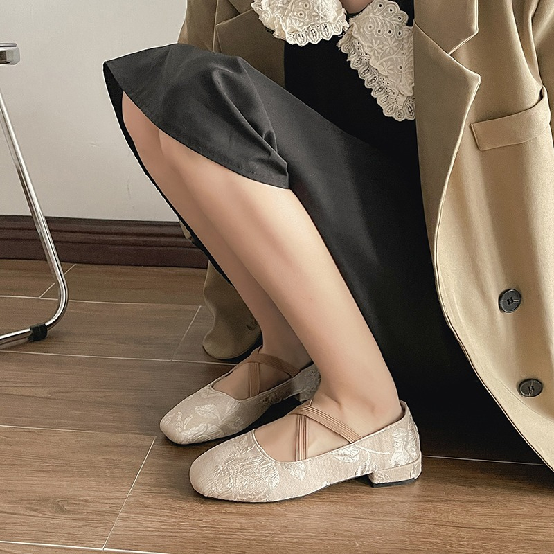 2025 أحذية مسطحة كبيرة الحجم ل - مراجعة Women'S Fashion Spring 2025 وسعره